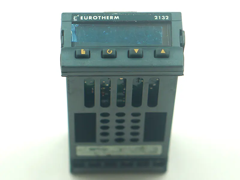 Regulator de temperatură EUROTHERM 2132/CC/VH/ENG